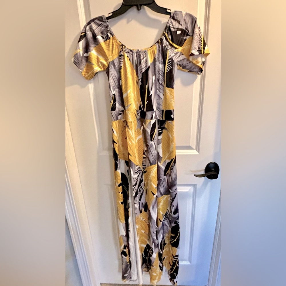 BoldYellow and Black Off-Shoulder Dress with Shorts